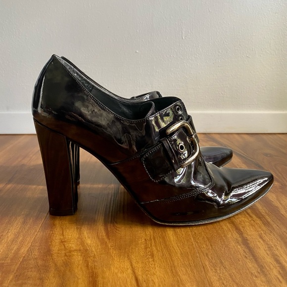 Stuart Weitzman Patent Leather Buckle Oxford Booties - Picture 5 of 8